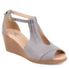 Journee Collection Womens Kedzie Wedge Sandal - Grey