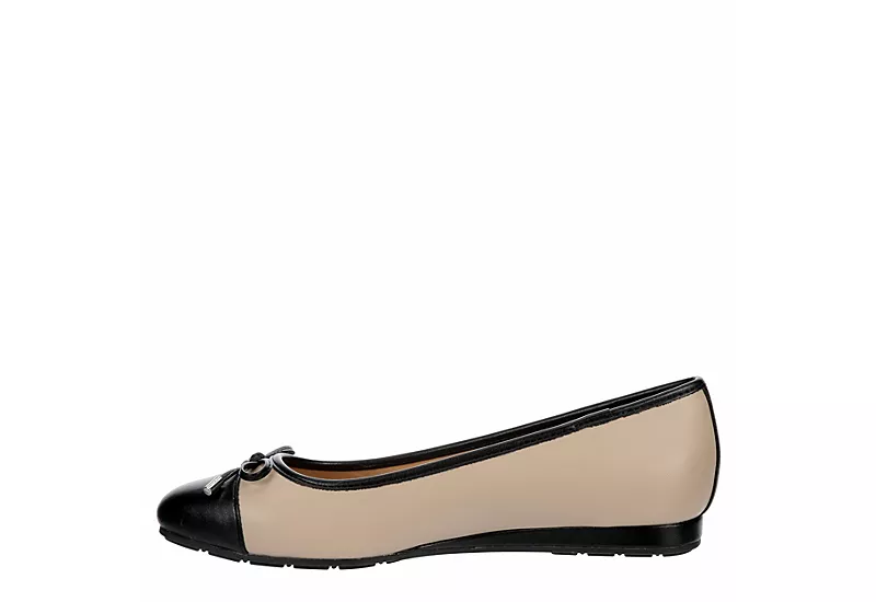 Lauren Blakwell Womens Dianna Flat - Nude 4 Lauren Blakwell Womens Dianna Flat - Nude - Image 4